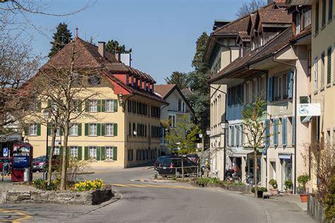 lenzburg kronenplatz.